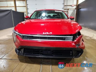 Piąte zdjęcie samochodu w środku: 2026 KIA K4 LXS VIN:3KPFT4DE3TE312601 - miniatura