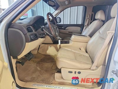 Zdjęcie 7 z 12 samochodu: 2008 GMC NEW SIERRA K1500 DENALI VIN:2GTEK638781127512 - miniatura