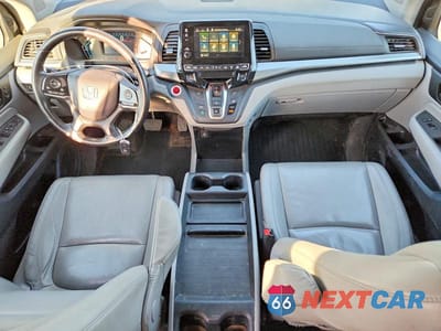 Zdjęcie 8 z 13 samochodu: 2018 HONDA ODYSSEY EXL VIN:5FNRL6H72JB029666 - miniatura