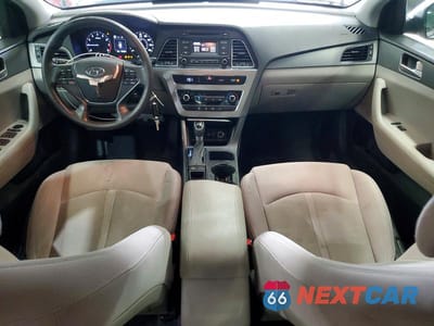 Zdjęcie 8 z 12 samochodu: 2016 HYUNDAI SONATA SE VIN:5NPE24AF2GH387190 - miniatura