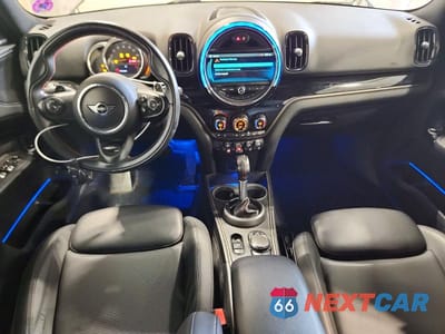 Zdjęcie 8 z 12 samochodu: 2019 MINI COOPER COUNTRYMAN VIN:WMZYT5C57K3E62574 - miniatura