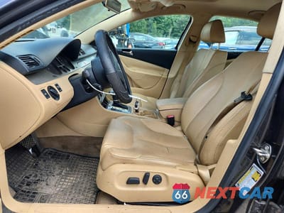 Zdjęcie 7 z 12 samochodu: 2008 VOLKSWAGEN PASSAT KOMFORT VIN:WVWAK73C58P046441 - miniatura