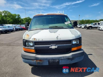 Piąte zdjęcie samochodu w środku: 2004 CHEVROLET EXPRESS G3500 VIN:1GCHG39U741150399 - miniatura