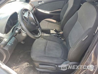 Zdjęcie 7 z 12 samochodu: 2013 HYUNDAI ACCENT GS VIN:KMHCT5AE6DU129687 - miniatura