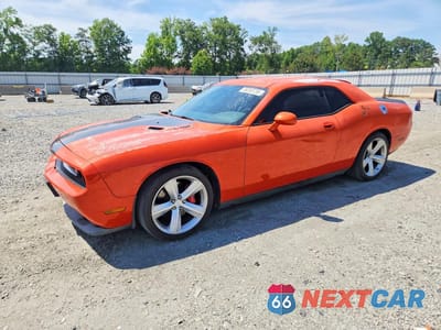 2009 DODGE CHALLENGER SRT-8 2B3LJ74W39H537621 - główne zdjęcie licytacji z USA - miniatura