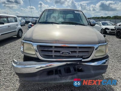 Piąte zdjęcie samochodu w środku: 2002 FORD F150 SUPERCREW VIN:1FTRW07612KB60220 - miniatura