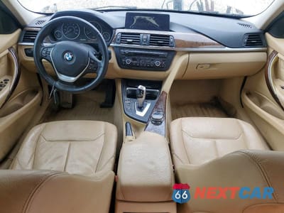 Zdjęcie 8 z 12 samochodu: 2014 BMW 328 D VIN:WBA3D3C50EK156994 - miniatura
