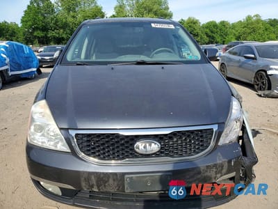 Piąte zdjęcie samochodu w środku: 2014 KIA SEDONA LX VIN:KNDMG4C79E6553103 - miniatura