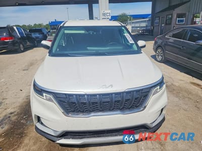 Piąte zdjęcie samochodu w środku: 2024 KIA CARNIVAL LX VIN:KNDNB4H34R6420991 - miniatura