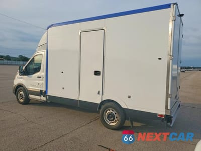 Drugie zdjęcie samochodu z przodu: 2020 FORD TRANSIT T-350 VIN:1FDBW5Z8XLKA83406 - miniatura