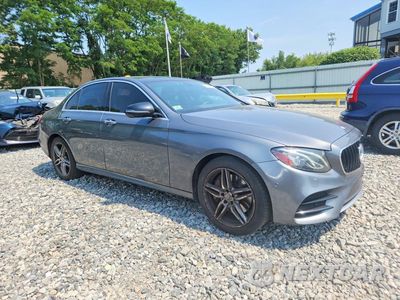 Czwarte zdjęcie samochodu z boku: 2017 MERCEDES-BENZ E 300 4MATIC VIN:WDDZF4KB2HA206850 - miniatura