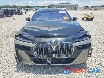 Piąte zdjęcie samochodu w środku: 2023 BMW 760 XI VIN:WBA33EJ02PCL76964 - miniatura