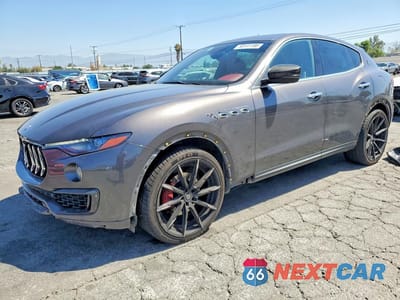 2018 MASERATI LEVANTE ZN661XUA0JX270209 - główne zdjęcie licytacji z USA - miniatura