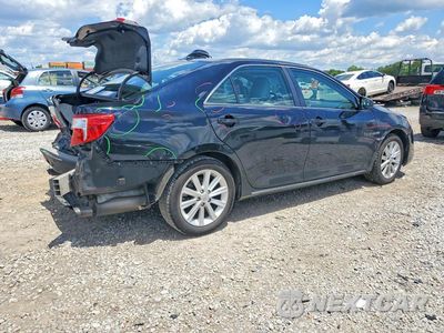 Trzecie zdjęcie samochodu z tyłu: 2014 TOYOTA CAMRY LX VIN:4T1BK1FK4EU027733 - miniatura