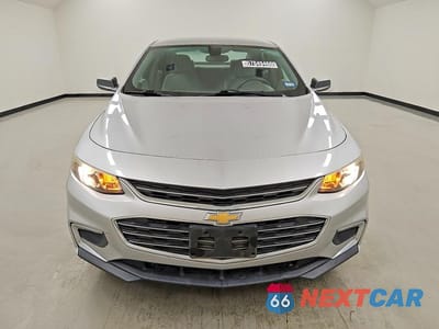 Piąte zdjęcie samochodu w środku: 2017 CHEVROLET MALIBU LS VIN:1G1ZC5ST6HF125508 - miniatura