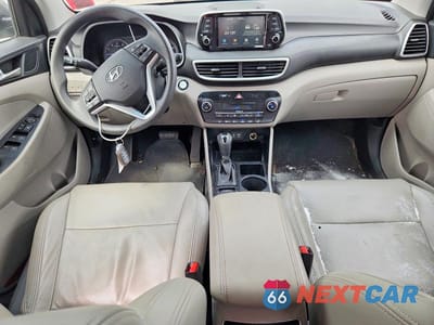 Zdjęcie 8 z 12 samochodu: 2020 HYUNDAI TUCSON SEL VIN:KM8J33AL5LU221818 - miniatura