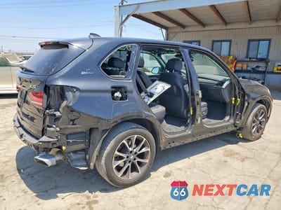 Trzecie zdjęcie samochodu z tyłu: 2018 BMW X5 XDR40E VIN:5UXKT0C54J0W03024 - miniatura