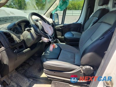 Zdjęcie 7 z 13 samochodu: 2023 RAM PROMASTER 2500 2500 HIGH VIN:3C6LRVDG9PE511030 - miniatura