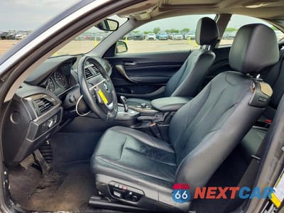 Zdjęcie 7 z 12 samochodu: 2014 BMW 228 I VIN:WBA1F5C55EVV99167 - miniatura