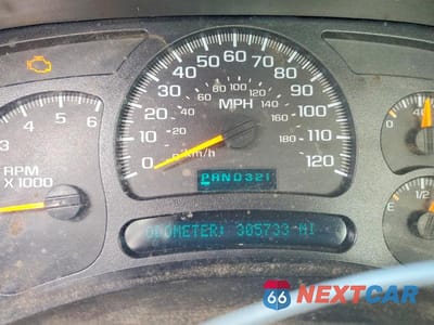 Zdjęcie 9 z 12 samochodu: 2005 CHEVROLET SILVERADO C2500 HEAVY DUTY VIN:1GBHC24U85E295270 - miniatura