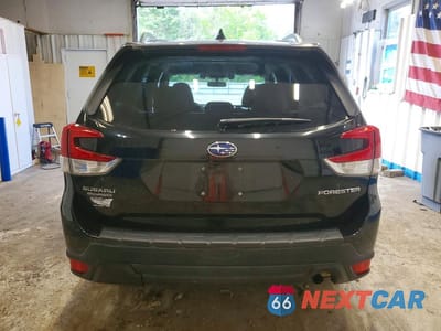 Zdjęcie 6 z 13 samochodu: 2019 SUBARU FORESTER PREMIUM VIN:JF2SKAEC8KH459939 - miniatura