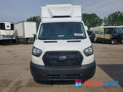 Piąte zdjęcie samochodu w środku: 2020 FORD TRANSIT DELIVERY TRUCK VIN:1FDBW5Z88LKB36796 - miniatura