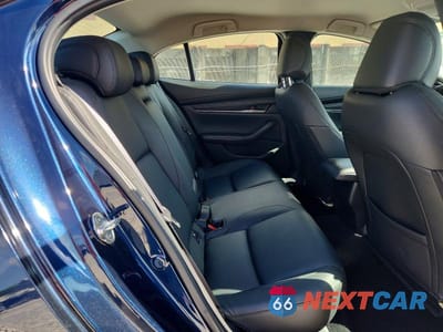 Zdjęcie 10 z 12 samochodu: 2024 MAZDA 3 SELECT SPORT VIN:3MZBPABM2RM414883 - miniatura