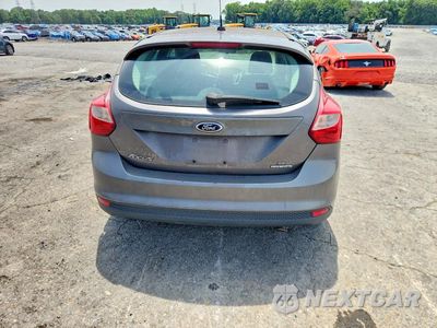 Zdjęcie 6 z 13 samochodu: 2014 FORD FOCUS SE VIN:1FADP3K20EL429714 - miniatura