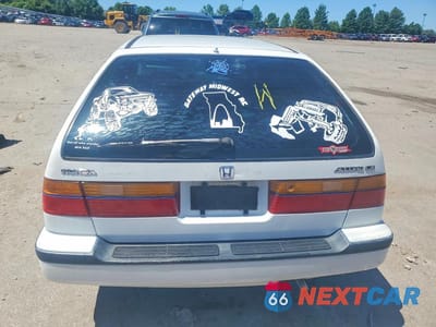 Zdjęcie 6 z 12 samochodu: 1991 HONDA ACCORD LX VIN:1HGCB9851MA007858 - miniatura