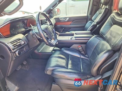 Zdjęcie 7 z 12 samochodu: 2020 LINCOLN NAVIGATOR RESERVE VIN:5LMJJ2KT1LEL04412 - miniatura