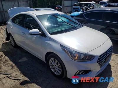Czwarte zdjęcie samochodu z boku: 2022 HYUNDAI ACCENT SEL VIN:3KPC24A69NE160829 - miniatura