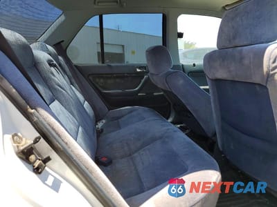 Zdjęcie 10 z 13 samochodu: 1991 HONDA ACCORD LX VIN:JHMCB7653MC003495 - miniatura