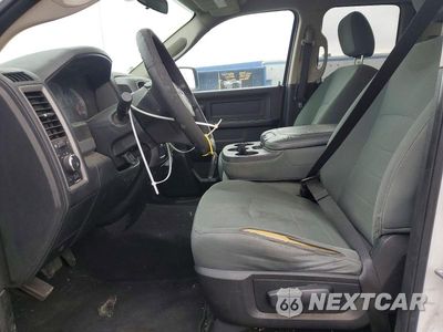 Zdjęcie 7 z 12 samochodu: 2017 RAM 1500 ST VIN:1C6RR6FGXHS536031 - miniatura