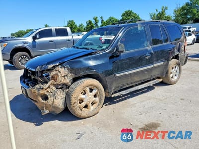 2004 GMC ENVOY 1GKDT13S242100286 - główne zdjęcie licytacji z USA - miniatura