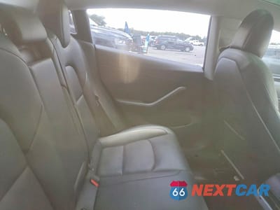 Zdjęcie 10 z 12 samochodu: 2018 TESLA MODEL 3 VIN:5YJ3E1EA3JF175884 - miniatura