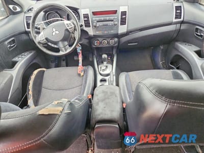 Zdjęcie 8 z 13 samochodu: 2012 MITSUBISHI OUTLANDER SE VIN:JA4AS3AW3CU002061 - miniatura