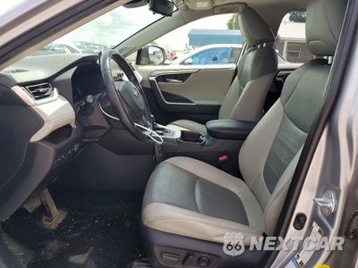 Zdjęcie 7 z 13 samochodu: 2019 TOYOTA RAV4 LIMITED VIN:JTMN1RFV6KD033400 - miniatura