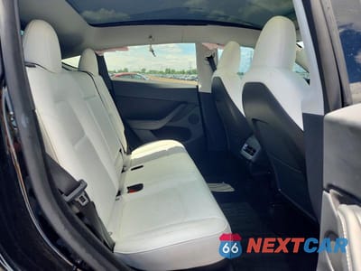 Zdjęcie 10 z 12 samochodu: 2023 TESLA MODEL Y VIN:7SAYGDEE5PA141734 - miniatura