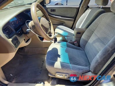 Zdjęcie 7 z 12 samochodu: 2001 NISSAN ALTIMA XE VIN:1N4DL01D81C121293 - miniatura