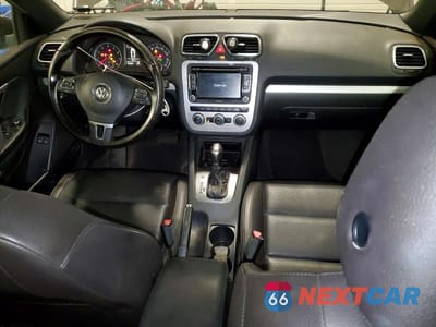 Zdjęcie 8 z 12 samochodu: 2013 VOLKSWAGEN EOS KOMFORT VIN:WVWBW8AH1DV008028 - miniatura
