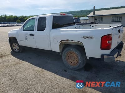Drugie zdjęcie samochodu z przodu: 2008 CHEVROLET SILVERADO K1500 VIN:1GCEK19078Z292973 - miniatura