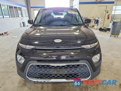 Piąte zdjęcie samochodu w środku: 2020 KIA SOUL S VIN:KNDJ23AU7L7035325 - miniatura