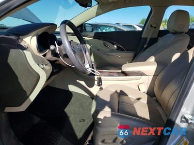 Zdjęcie 7 z 13 samochodu: 2016 BUICK LACROSSE VIN:1G4GB5G32GF101341 - miniatura