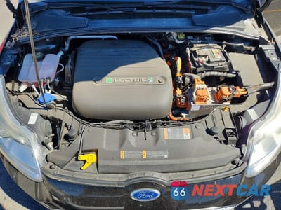 Zdjęcie 11 z 13 samochodu: 2017 FORD FOCUS BEV VIN:1FADP3R4XHL230732 - miniatura