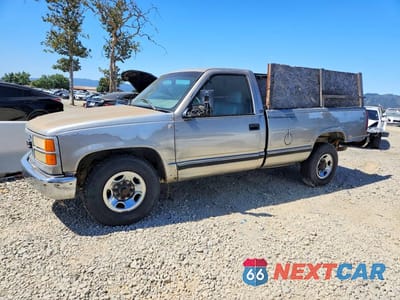 2000 GMC SIERRA C2500 1GTGC24J7YR155320 - główne zdjęcie licytacji z USA - miniatura