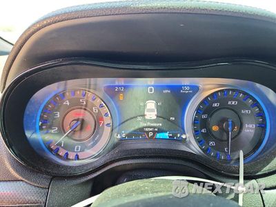 Zdjęcie 9 z 12 samochodu: 2015 CHRYSLER 300 S VIN:2C3CCABG6FH860143 - miniatura