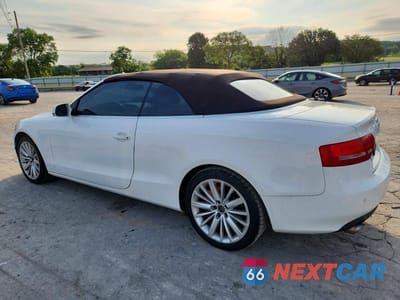 Drugie zdjęcie samochodu z przodu: 2010 AUDI A5 PREMIUM PLUS VIN:WAUJFAFH8AN026224 - miniatura