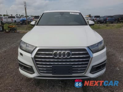 Piąte zdjęcie samochodu w środku: 2017 AUDI Q7 PREMIUM PLUS VIN:WA1LAAF75HD033692 - miniatura