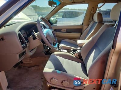 Zdjęcie 7 z 12 samochodu: 2001 NISSAN PATHFINDER SE VIN:JN8DR09Y71W570239 - miniatura