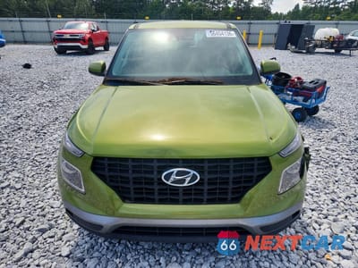 Piąte zdjęcie samochodu w środku: 2022 HYUNDAI VENUE SE VIN:KMHRB8A30NU160058 - miniatura